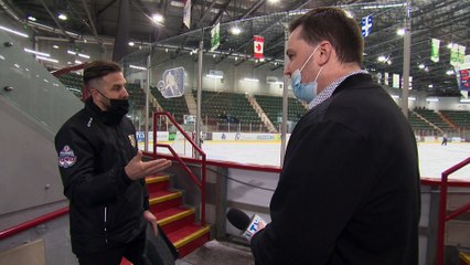 L'ex-joueur de la LNH Simon Gagné découvre Rivière-du-Loup grâce à la Coupe Dodge
