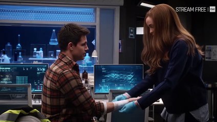 The Flash 8x11 - Clip from Season 8 Episode 11 - Ronnie And Caitlin Meet For The First Time
