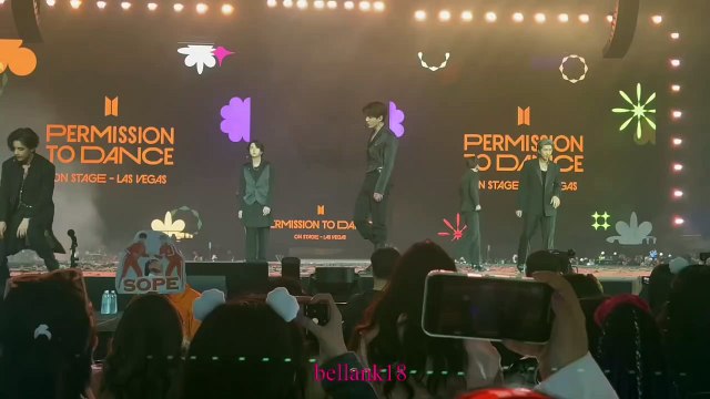 PTD ON STAGE LAS VEGAS DAY -1. 2nd ment (JK teased about his button opening)