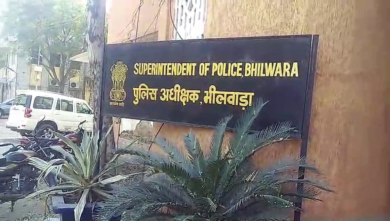 शाहपुरा पुलिस ने बैंक के बाहर रैकी कर नकदी लूटन...