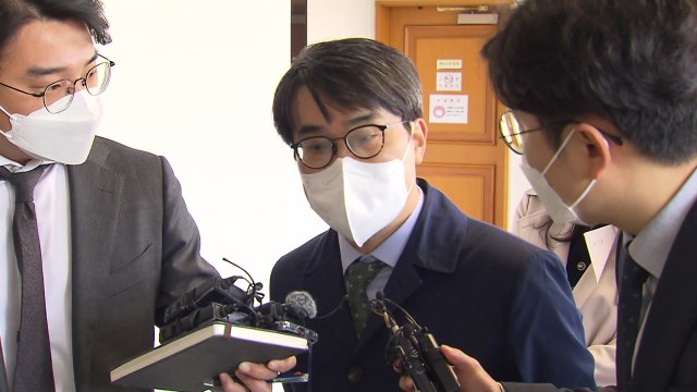 조민 씨 부산대 입학취소 집행정지 신청...비공개 심문 / YTN