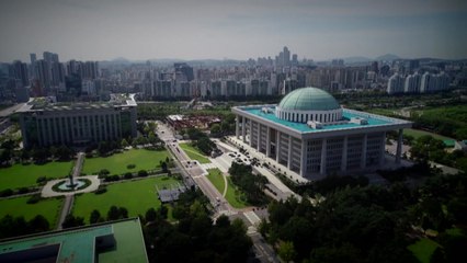 [더뉴스] '검수완박' 강 대 강...여야 법사위원에게 듣는다 / YTN