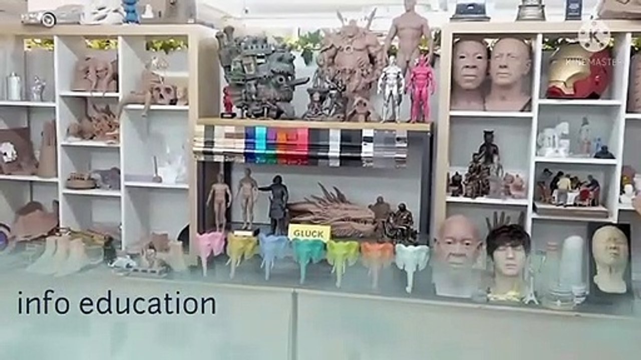 Human Robot Mass Production Process With New 3D printer in Factory