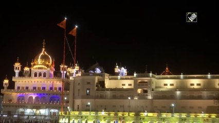 Golden Temple lights up with splendid display of fireworks on Baisakhi