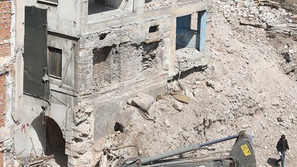 Genelev hafriyatından tarihi hamam çıktı