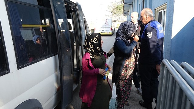 Üzerinden 26 bin TL çıkan dilenci, ‘Bunlar zekat ve fitre parası’ dedi