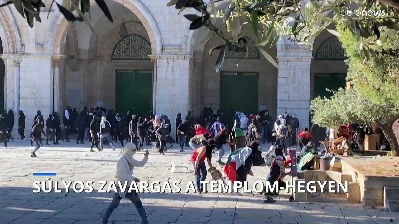 Több mint 300 palesztint vettek őrizetbe a Templom-hegyi zavargások után