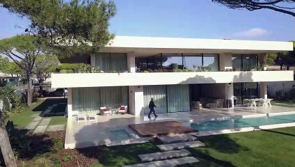 Casa da Quinta da Marinha: IdealPark's disappearing car lift for the modern villa