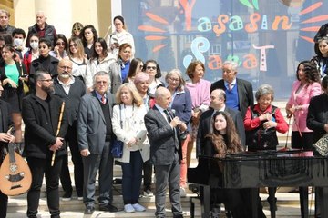 BÜYÜKÇEKMECE'DE DÜNYA SANAT GÜNÜ KUTLAMASI; SANATIN BİRÇOK DALI SAHNELENDİ