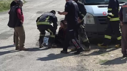 Takla atan ve 50 metre sürüklenen otomobilden, hafif yaralı olarak kurtuldu