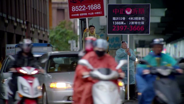 Les Chiens errants Bande-annonce VF