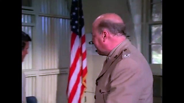 Les Têtes Brûlées Bande-annonce VF