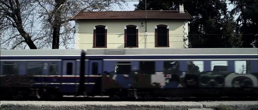 Na kathesai kai na koitas Bande-annonce VO