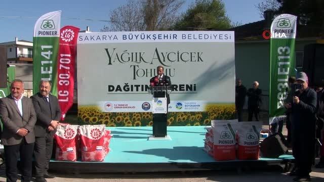 Marketlerde stoğu yapılan ürünün tohumu çiftçilere dağıtıldı