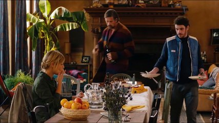 Gaspard va au mariage EXTRAIT "Ice bar"