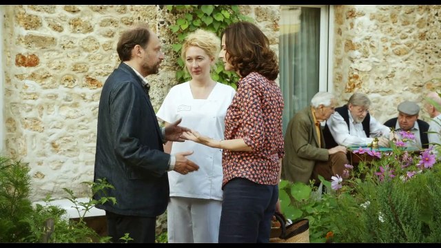 Adieu Berthe ou l'enterrement de mémé Bande-annonce VF