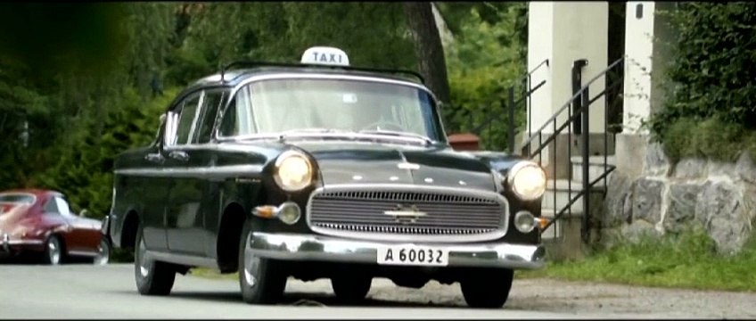 Valse pour Monica - EXTRAIT VOST Comme un château de cartes