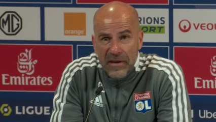 OL - Bosz: "Il faut être réaliste plutôt que romantique"