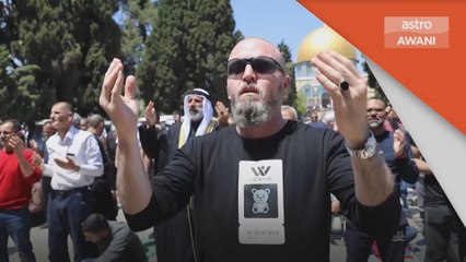Masjid Al-Aqsa | Umat Islam menunaikan Solat Jumaat selepas bertempur