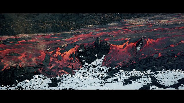 Terre des Ours - EXTRAIT VF La pèche