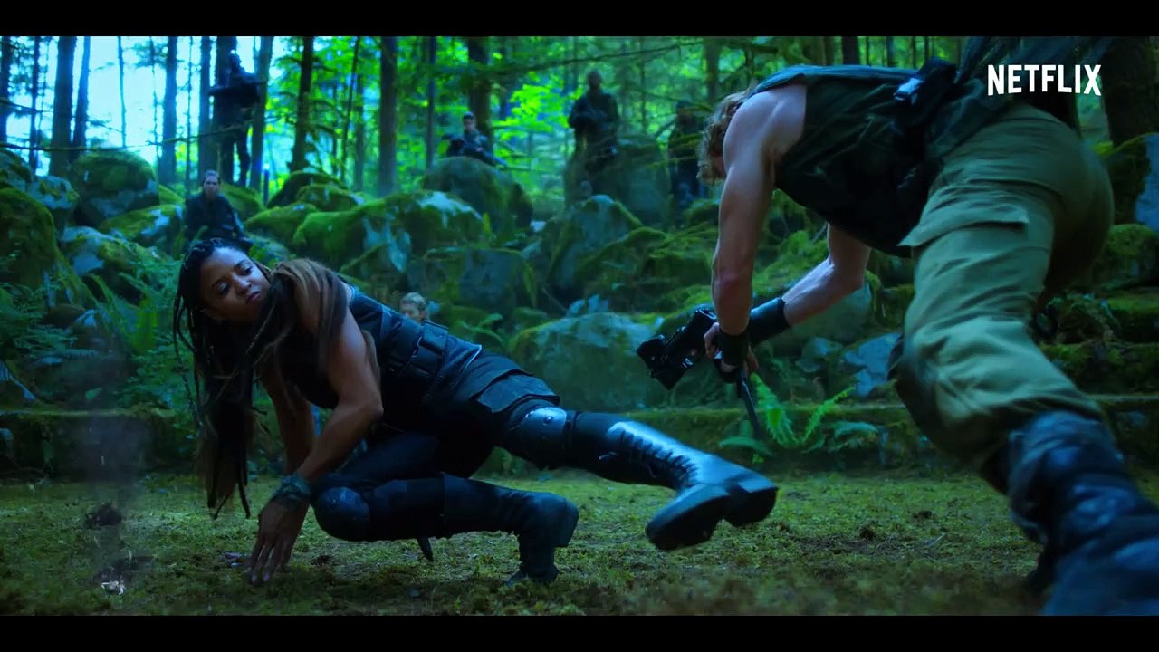 Altered Carbon - saison 1 BONUS VO "Luttez pour votre vie"