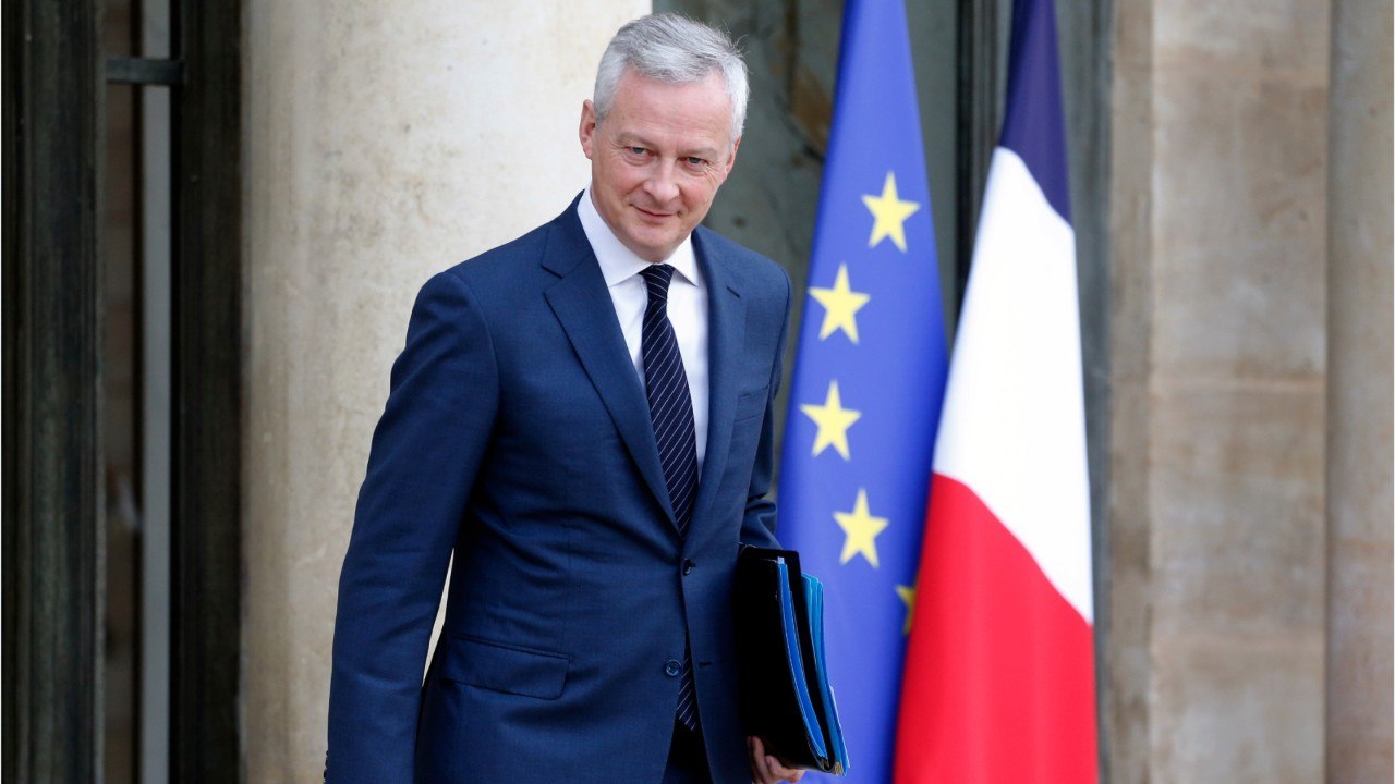 GALA VIDÉO - Bruno Le Maire : “Flamant rose”, “Coquito”, “Iznogoud”… ces drôles de surnoms donnés au ministre