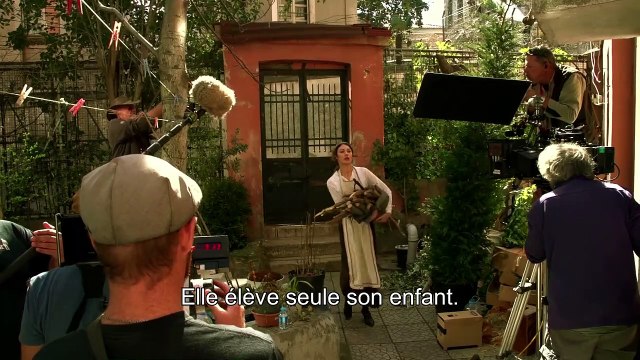 La Promesse d'une vie - BONUS VOST Olga Kurylenko présente son personnage