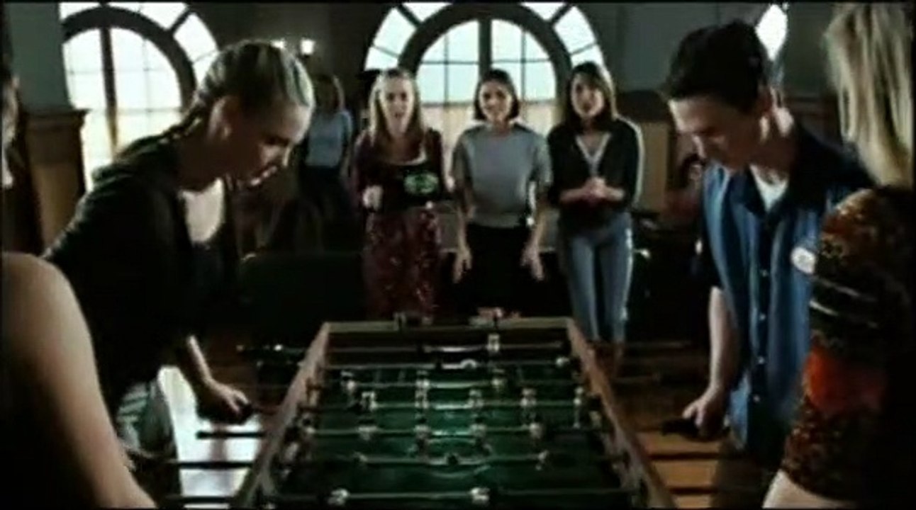 100 Girls Extrait vidéo (2) VO