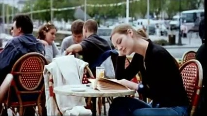 Les Femmes... ou les enfants d&#039;abord... Bande-annonce VF