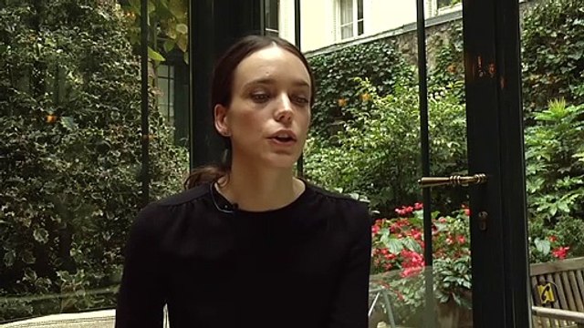 Stacy Martin : Le roman High Rise est approprié au style de Ben Wheatley