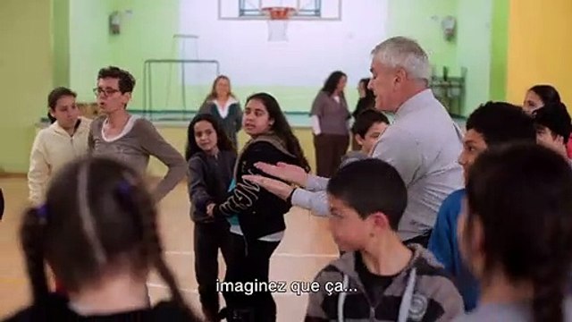 Dancing in Jaffa - EXTRAIT VOST Il faut que tu essaies