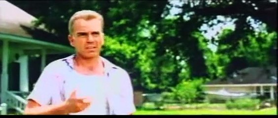 A l&#039;ombre de la haine Extrait vidéo VF