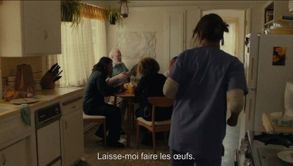 Lady Bird EXTRAIT VO "Petit déjeuner en famille"