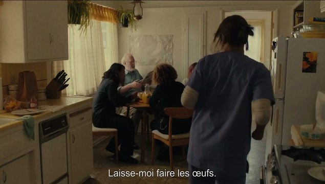 Lady Bird EXTRAIT VO Petit déjeuner en famille
