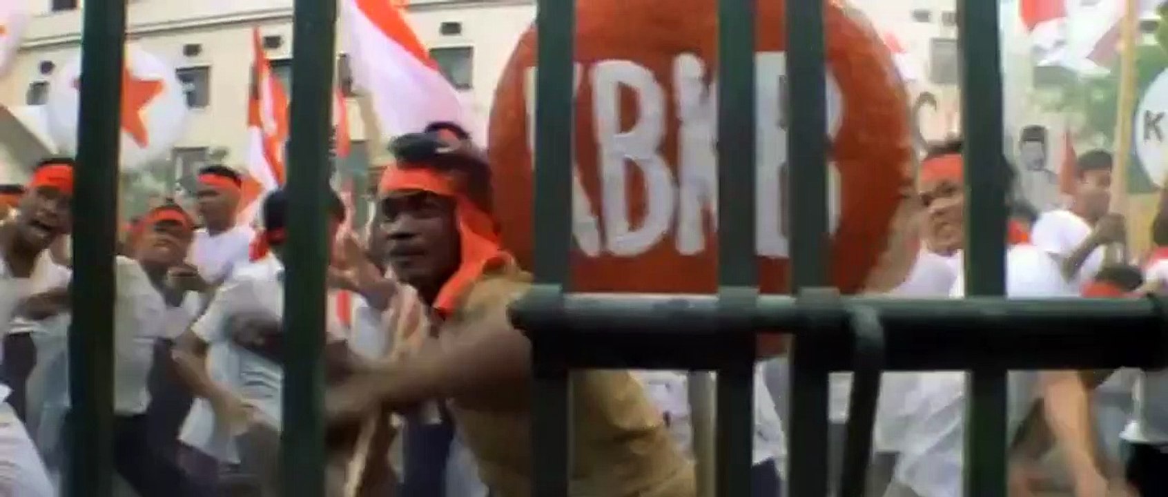 L'Année de tous les dangers Bande-annonce VO