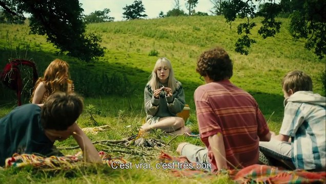 How I Live Now - EXTRAIT VOST Le calme avant la tempête