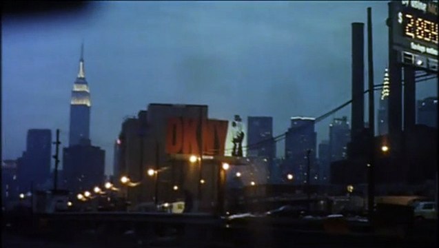 Sunday Bande-annonce VO