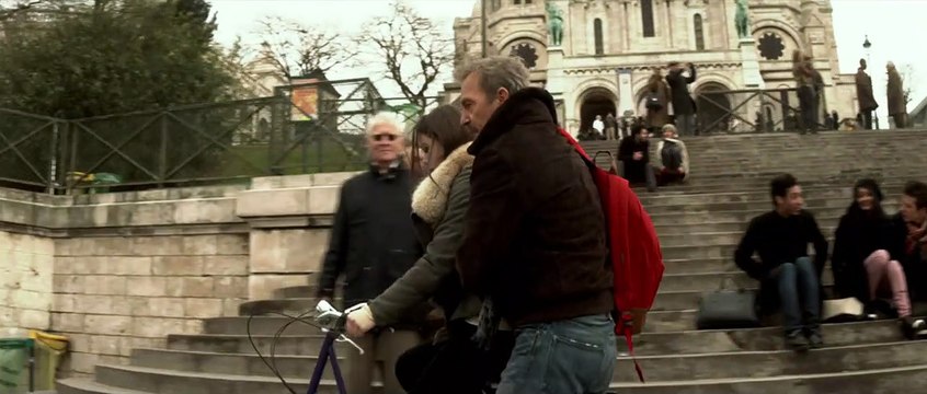 3 Days to Kill - EXTRAIT VOST Le vélo