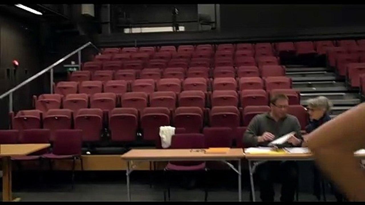 Dancers - EXTRAIT VO "Auditions"