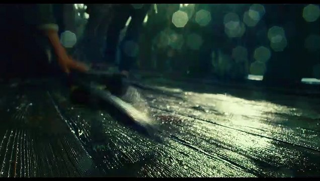 Au coeur de l'Océan Bande-annonce (4) VO