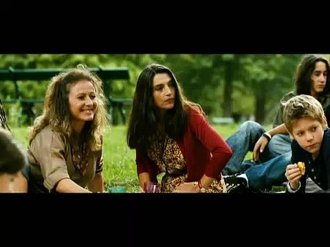 Un château en Espagne Bande-annonce VF