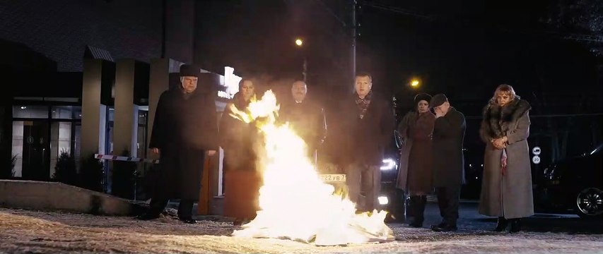 L'Idiot ! Bande-annonce VO