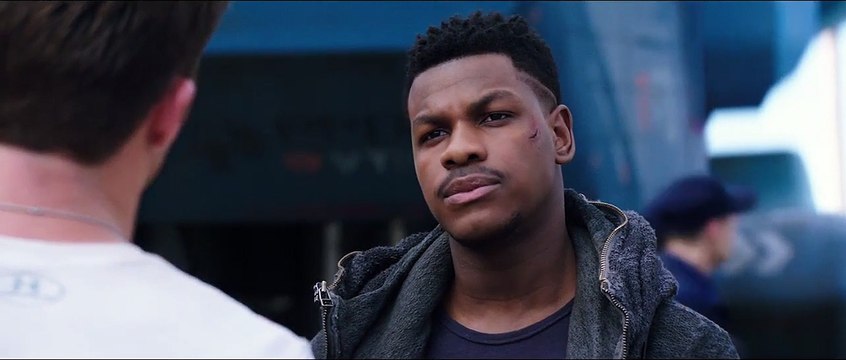 Pacific Rim Uprising EXTRAIT VF Bienvenue Ranger Jake Pentecost