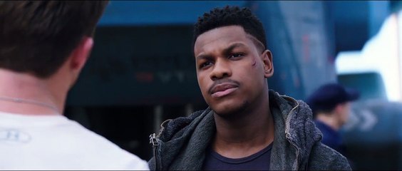 Pacific Rim Uprising EXTRAIT VF "Bienvenue Ranger Jake Pentecost"