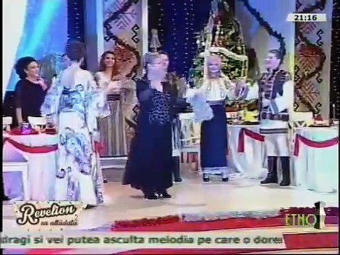 Mioara Velicu - Azi e mare sarbatoare (Revelion ca altadata 2014 - ETNO TV)