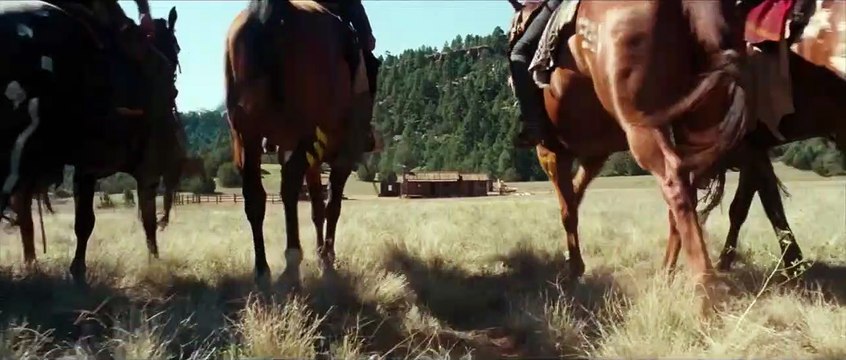 Hostiles EXTRAIT VO Sauvez-vous