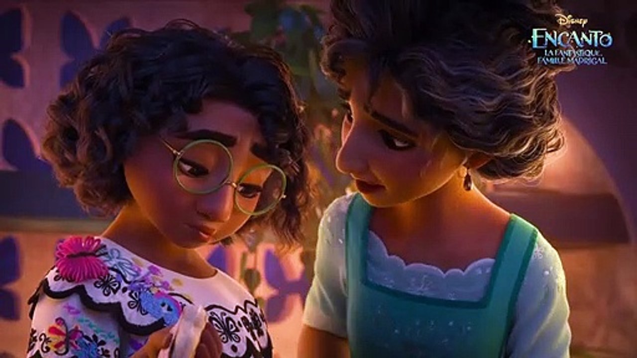 Encanto, la fantastique famille Madrigal BONUS VF "Les coulisses du doublage"