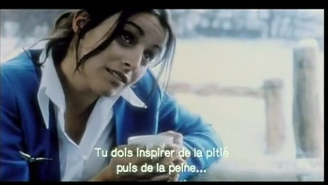 Toutes les hôtesses de l'air vont au paradis Bande-annonce VO