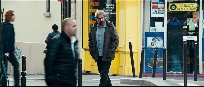 Dans la cour Bande-annonce VF