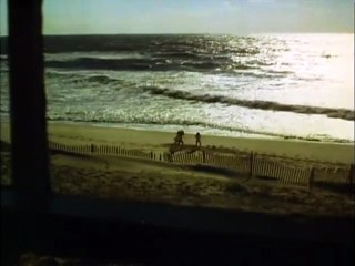 Intérieurs Bande-annonce VO